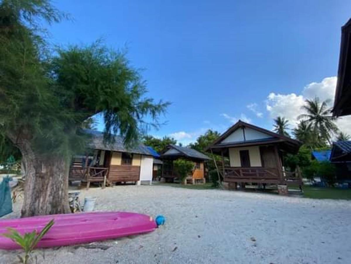 Pinks Bungalow Hotel Baan Tai Exterior photo